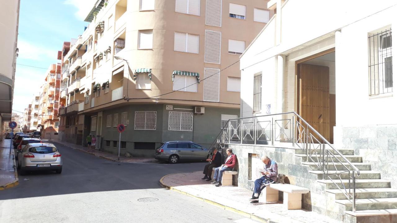 Torrevieja Playa Locos Apartment Luaran gambar